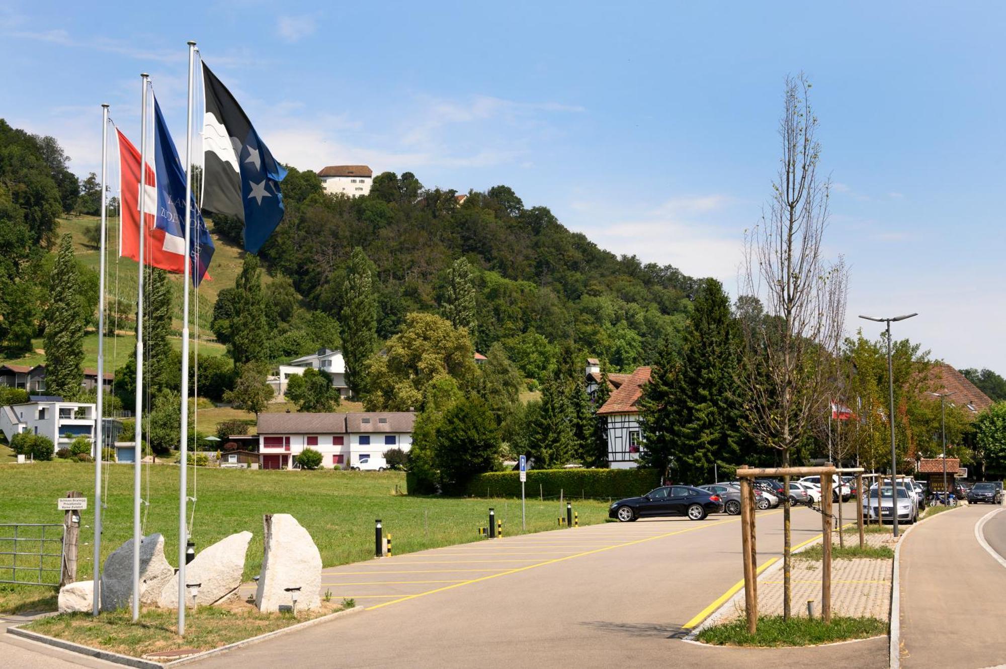 Brunegg Landgasthof Zu Den Drei Sternen מראה חיצוני תמונה